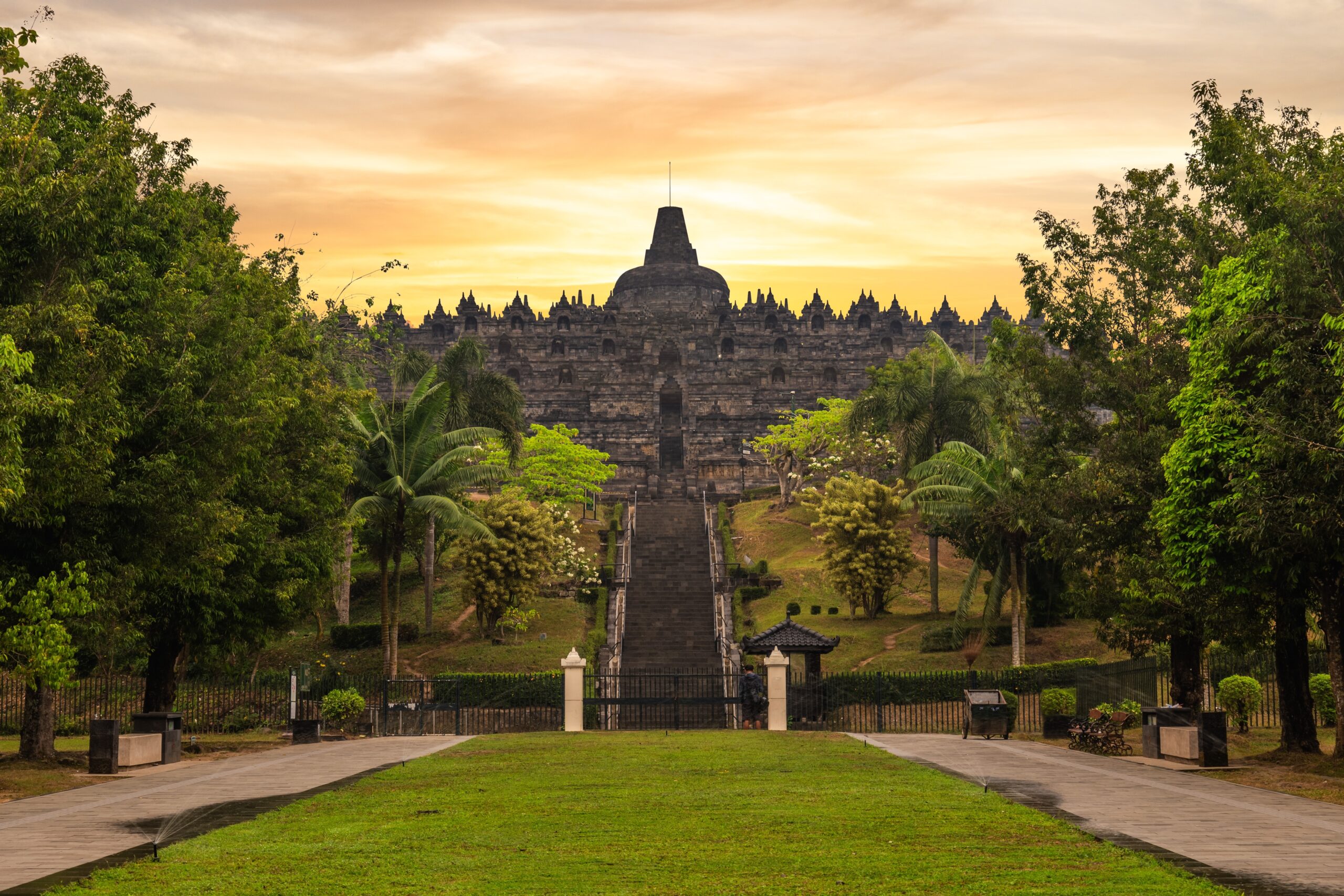 Borobudur,Or,Barabudur,,A,Mahayana,Buddhist,Temple,In,Magelang,Regency,