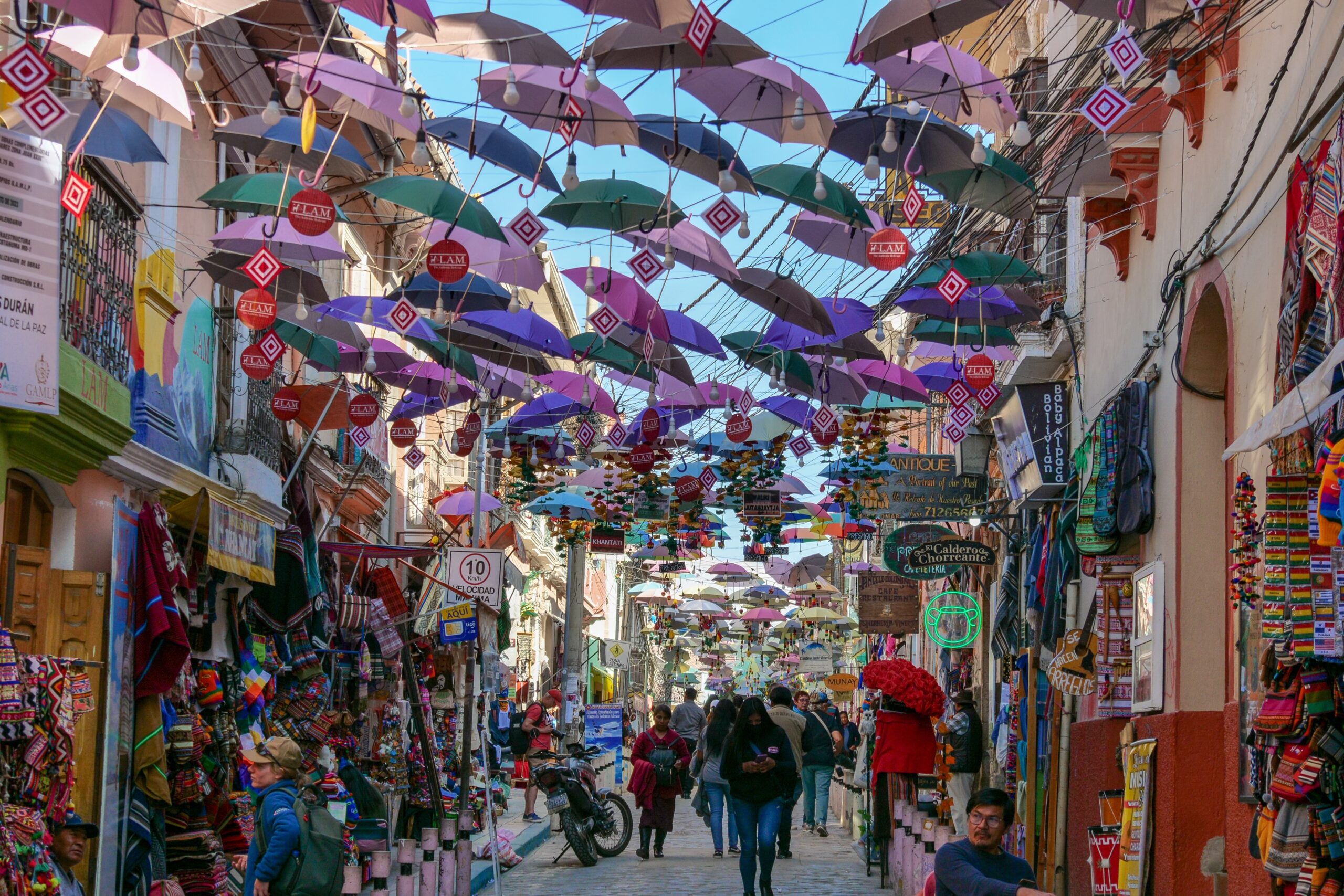 La,Paz,,Bolivia,-10,14,2023:,Colourful,Tourist,Market,,Mercado